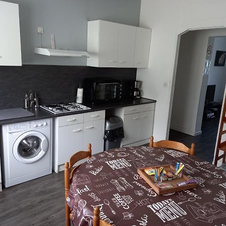 1er étage Appartement 2ch avec parking à Lurs Exterior foto